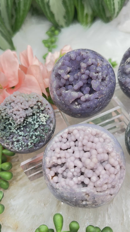 purple-grape-agate-spheres
