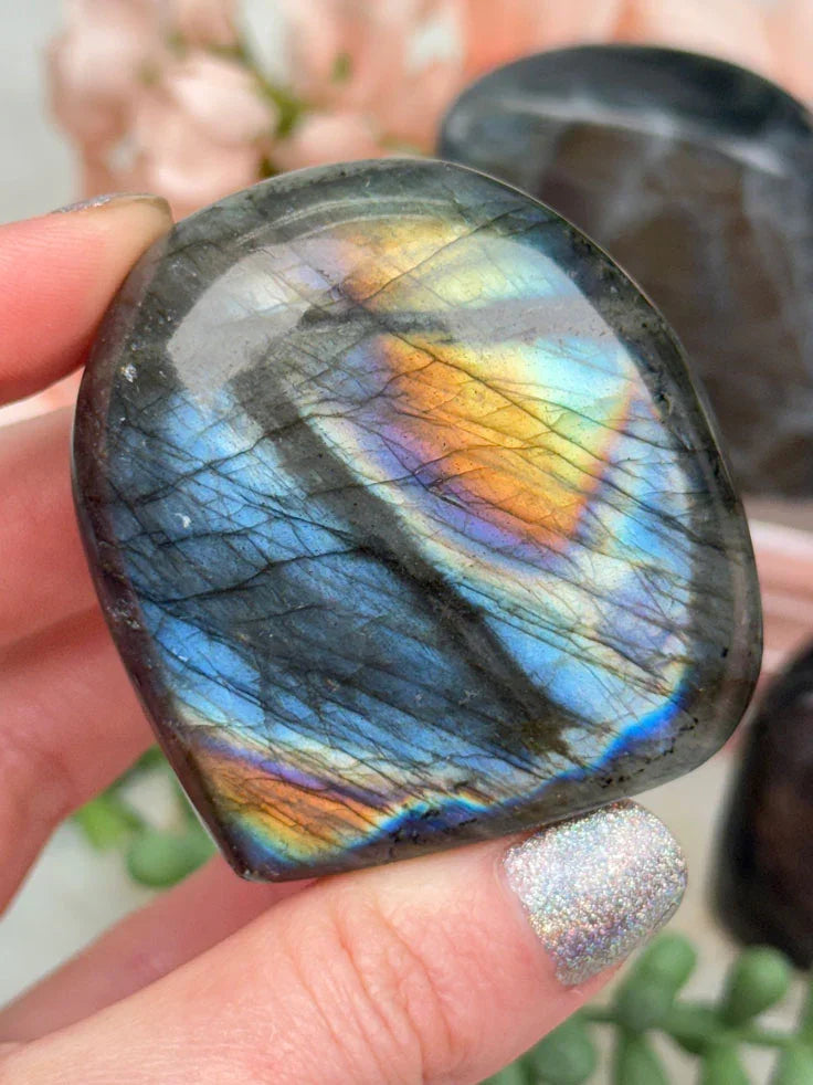purple-blue-labradorite-crystal