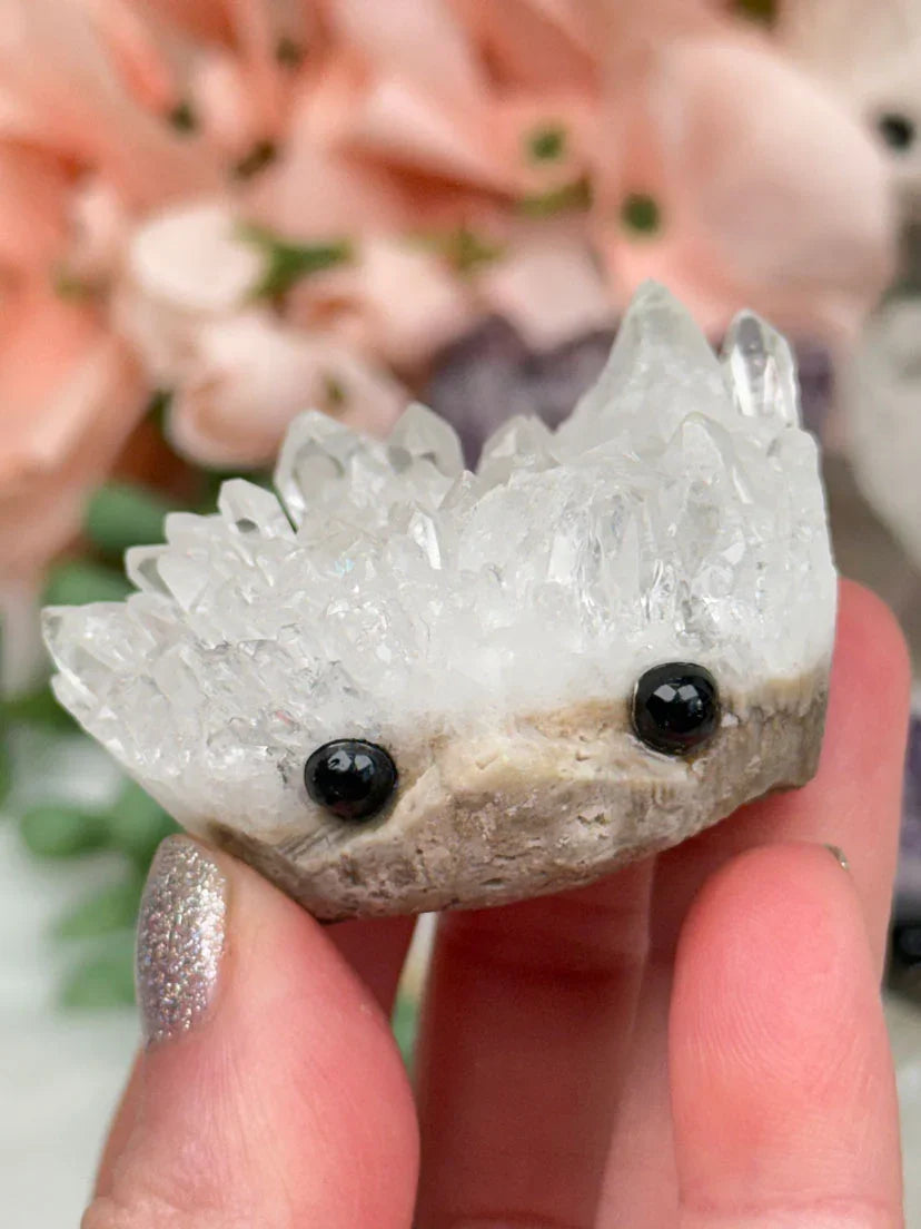 quartz-cluster-hedgehog