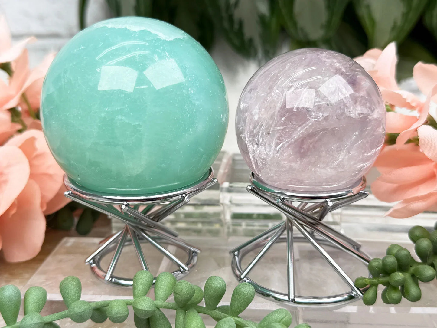 reversible-twist-sphere-stands