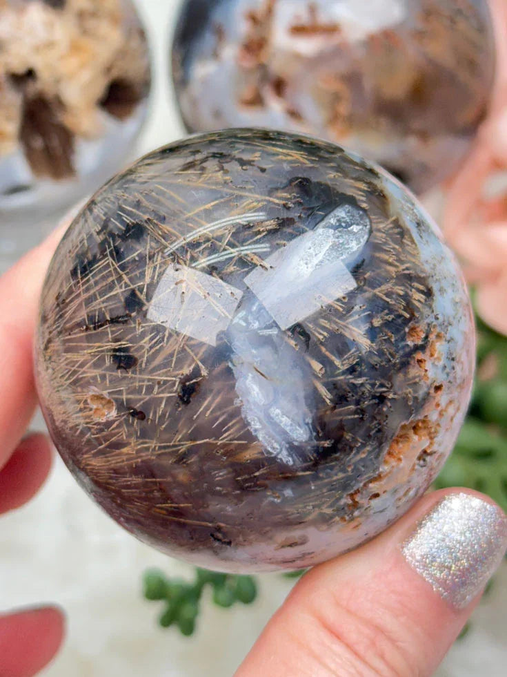 rutilated-agate-sphere