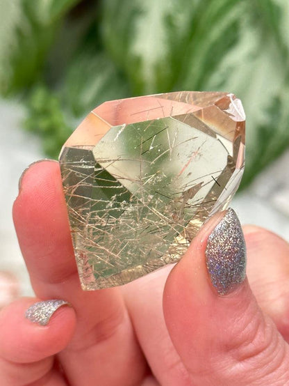 rutilated-citrine-point