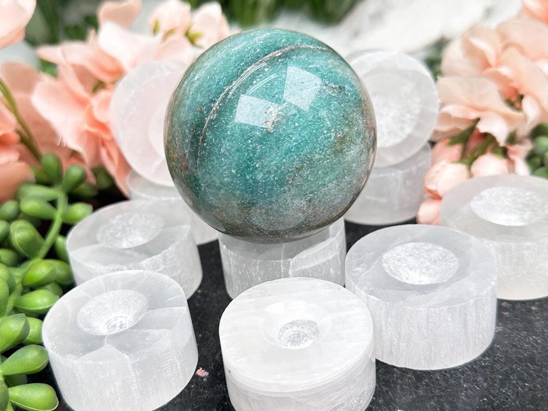 selenite-sphere-stand