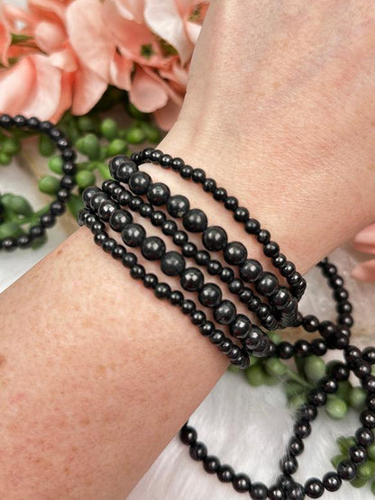 shungite-beaded-bracelets