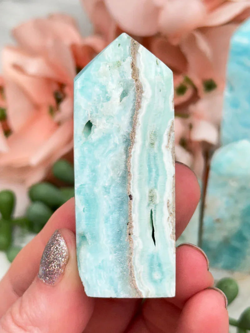 small-blue-aragonite-point