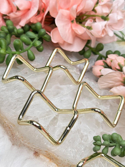 small-gold-crystal-stand