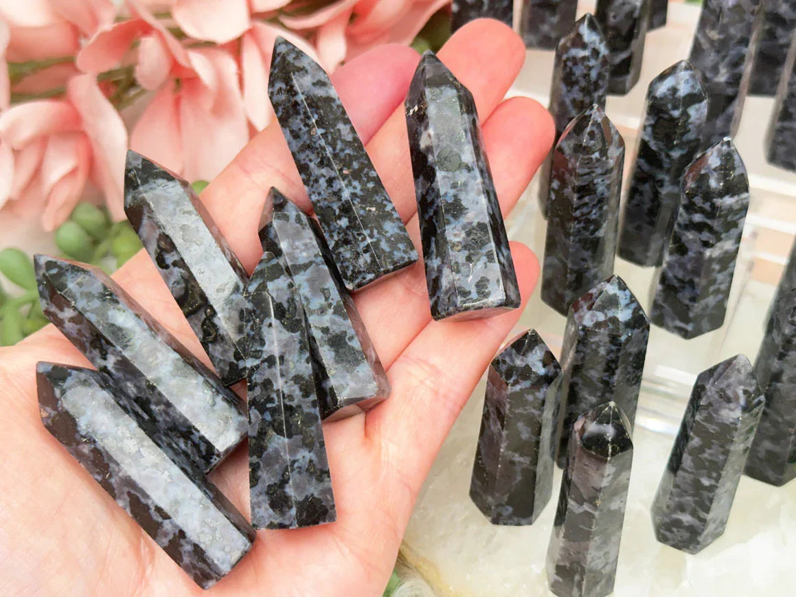 small-indigo-gabbro-points