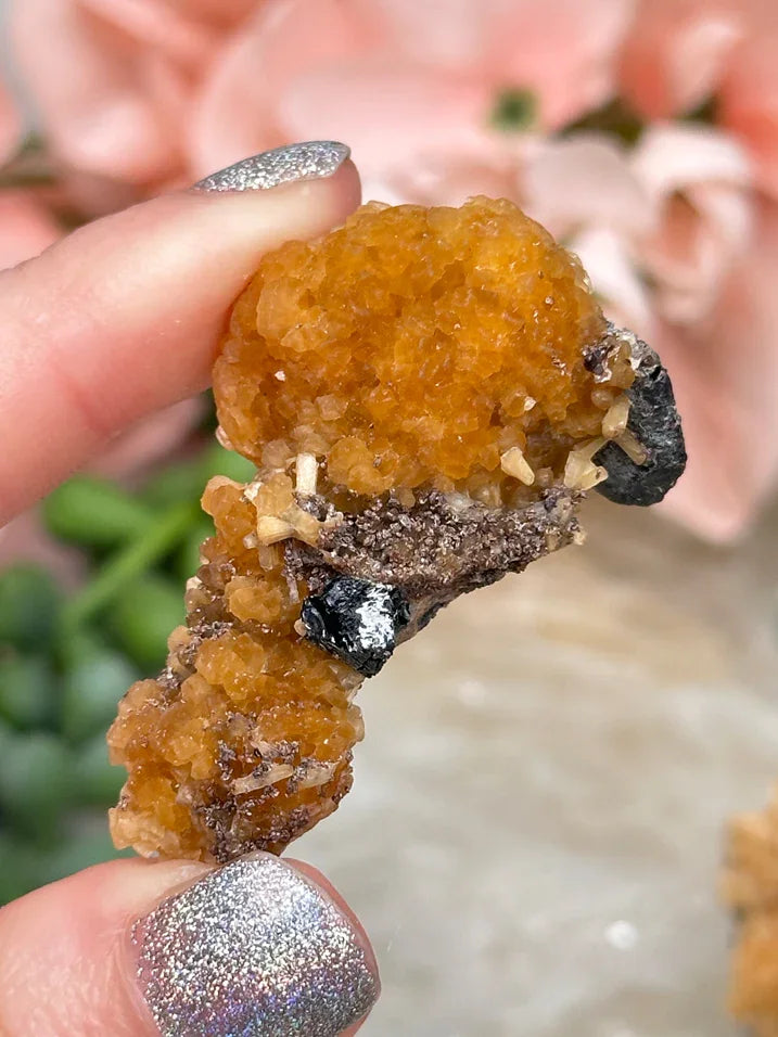 small-yellow-mimetite-specimen