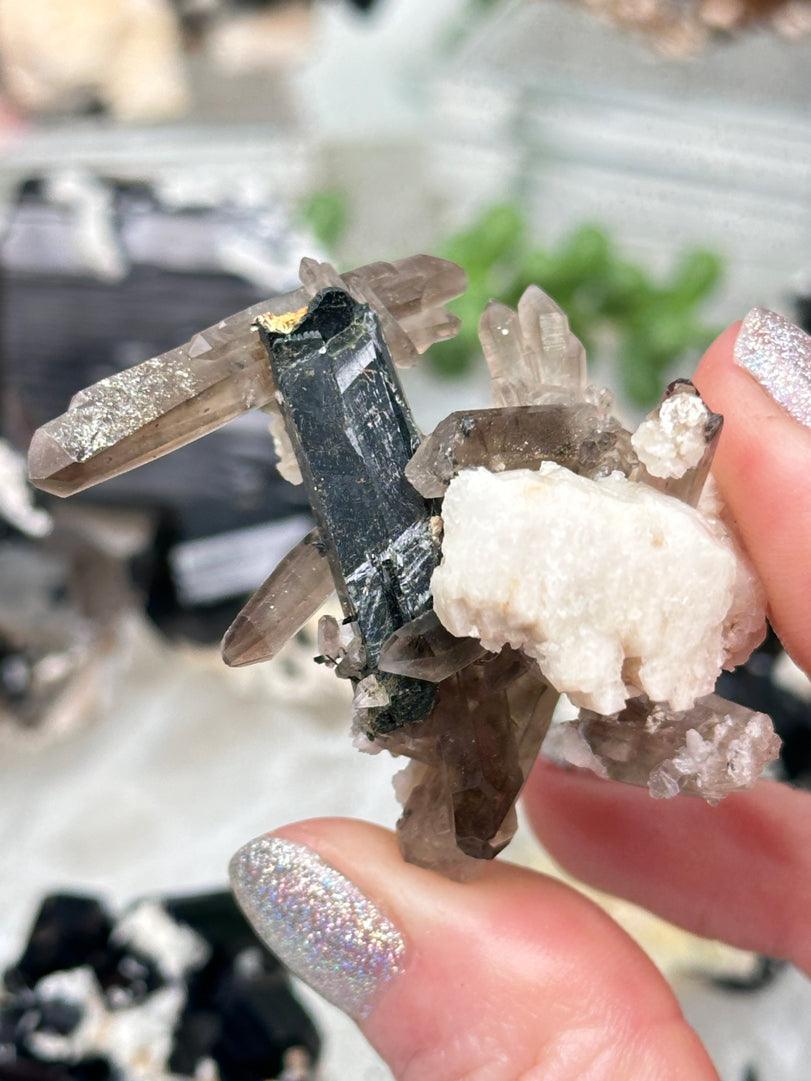 smoky-quartz-with-microline-black-tourmaline