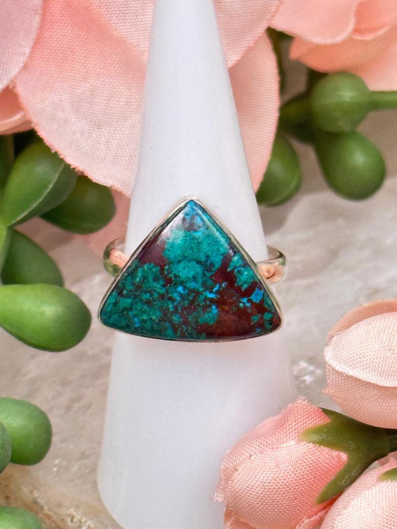 triangle-malachite-ring