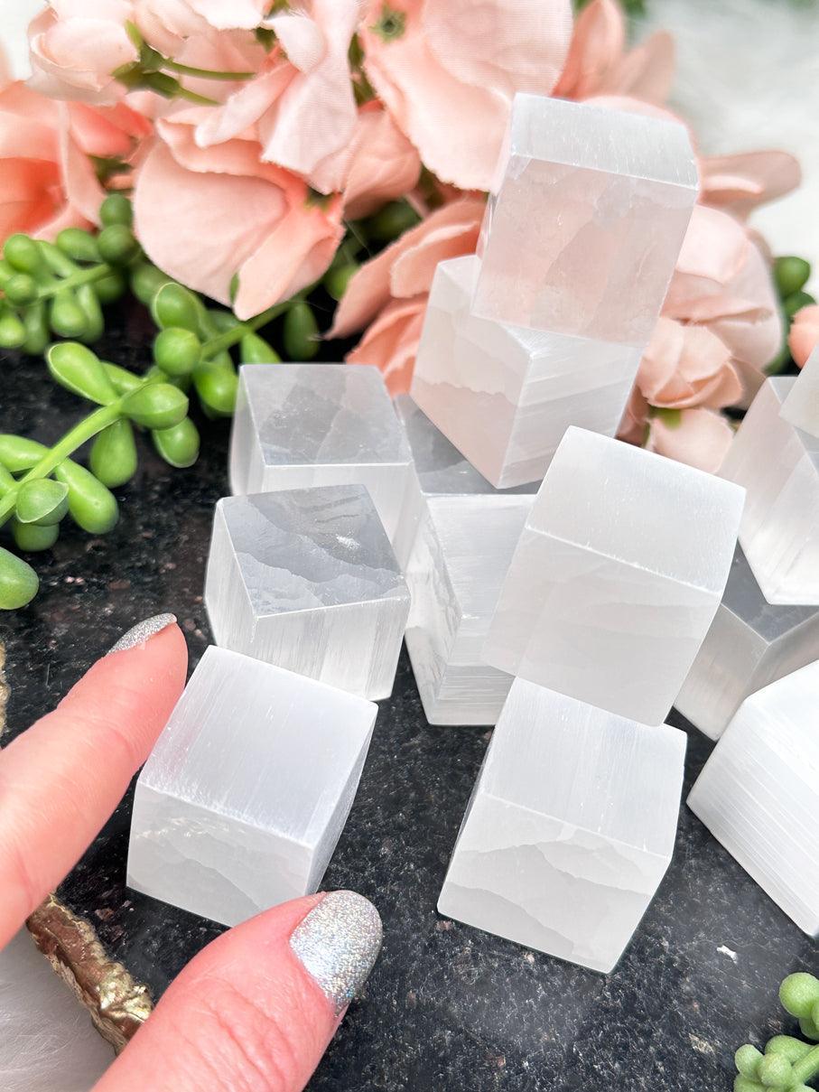 tv-stone-selenite-cubes