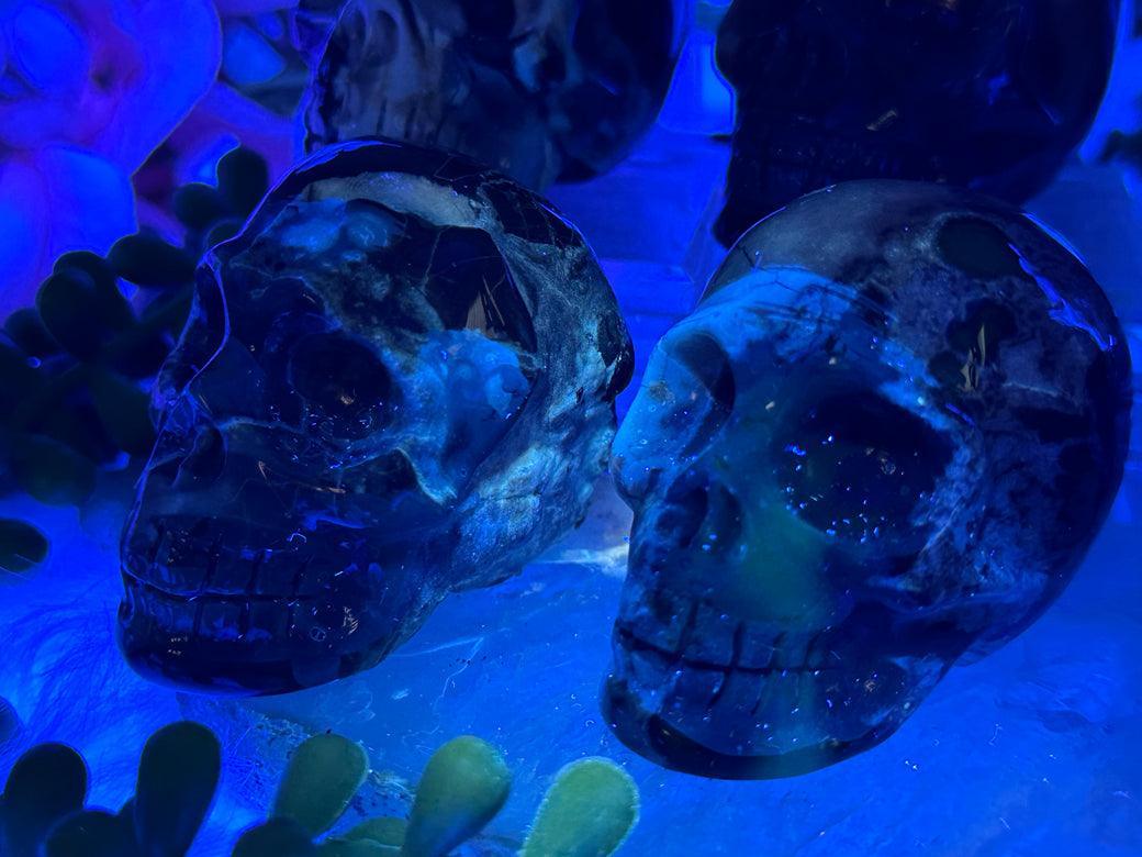 uv-flame-agate-skulls
