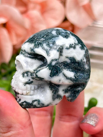 white-green-moss-agate-skull