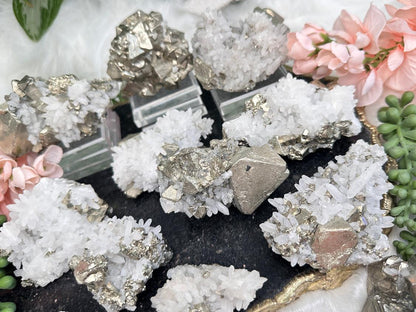 white-quartz-pyrite-clusters