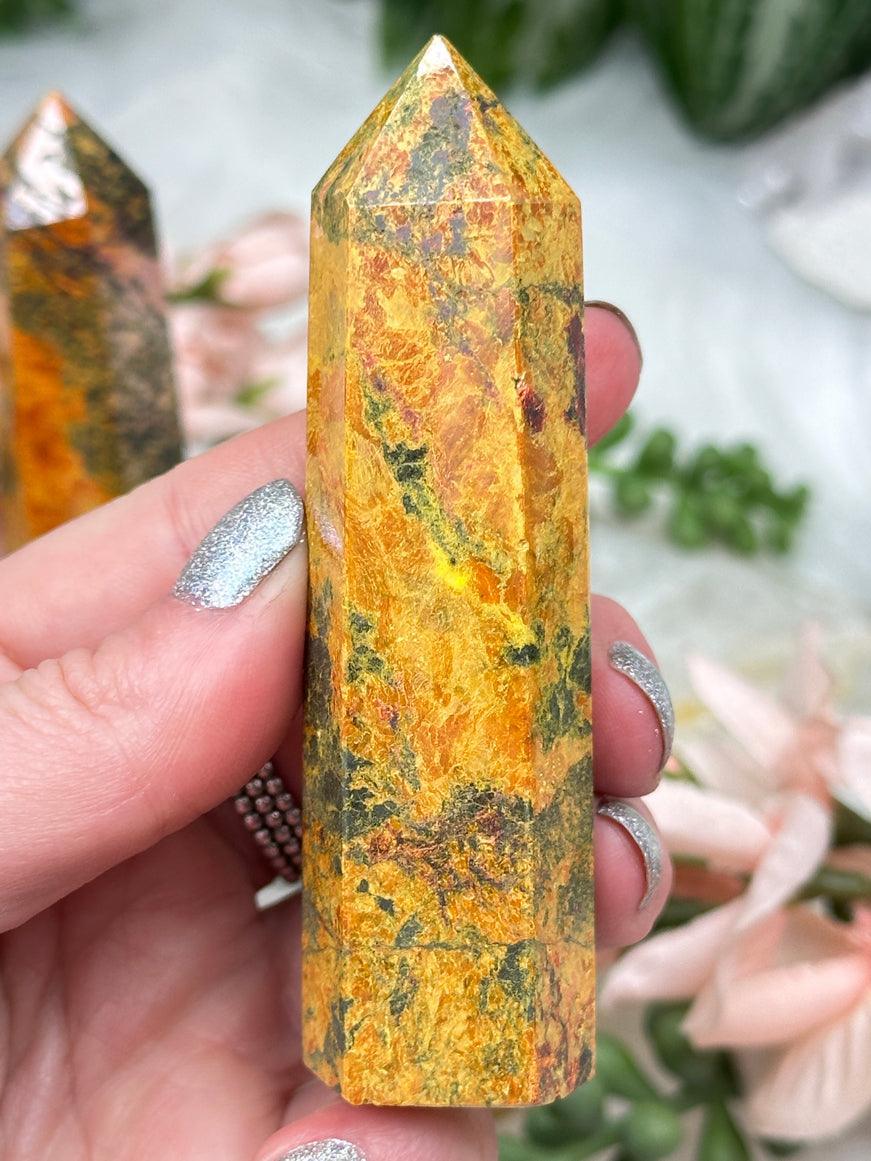 yellow-orpiment-point