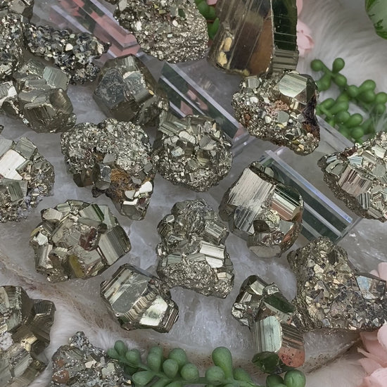 Small-Peruvian-Pyrite-Clusters