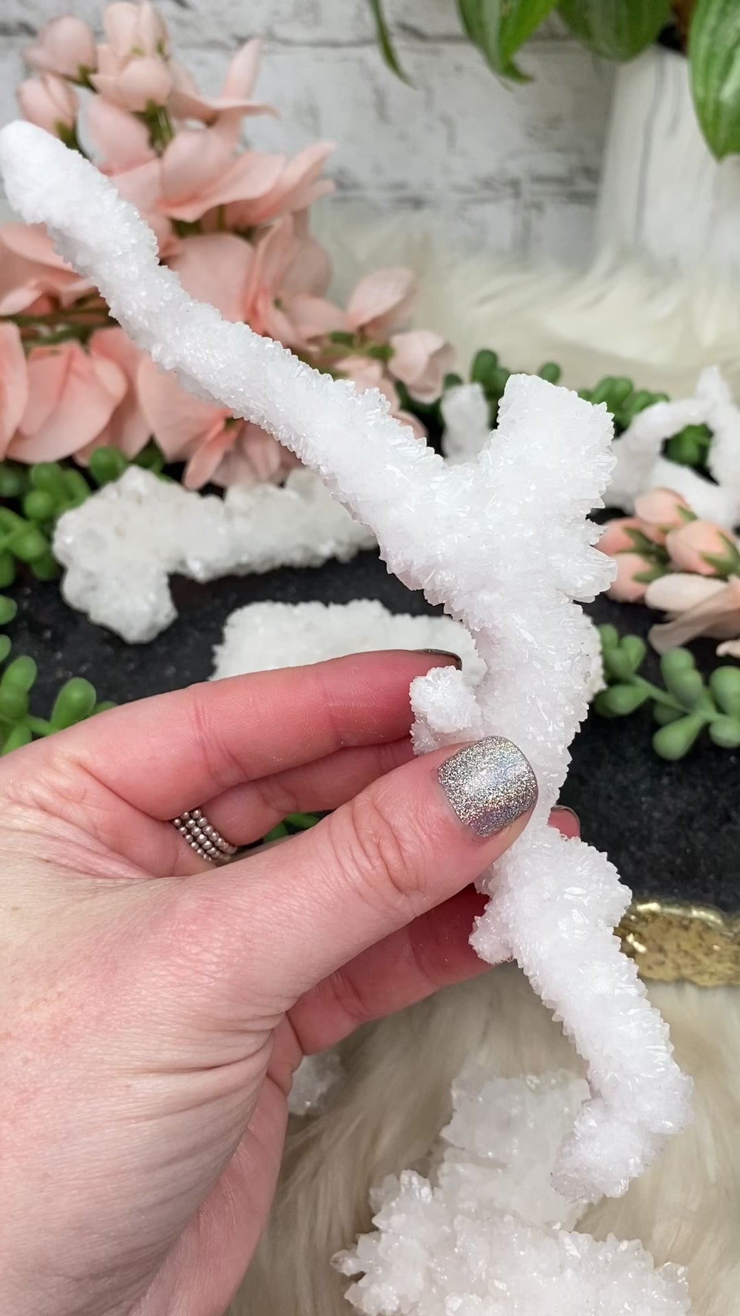 spiral-white-aragonite-crystals