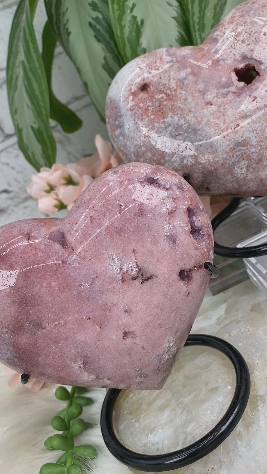 Pink-Amethyst-Hearts-on-Stands