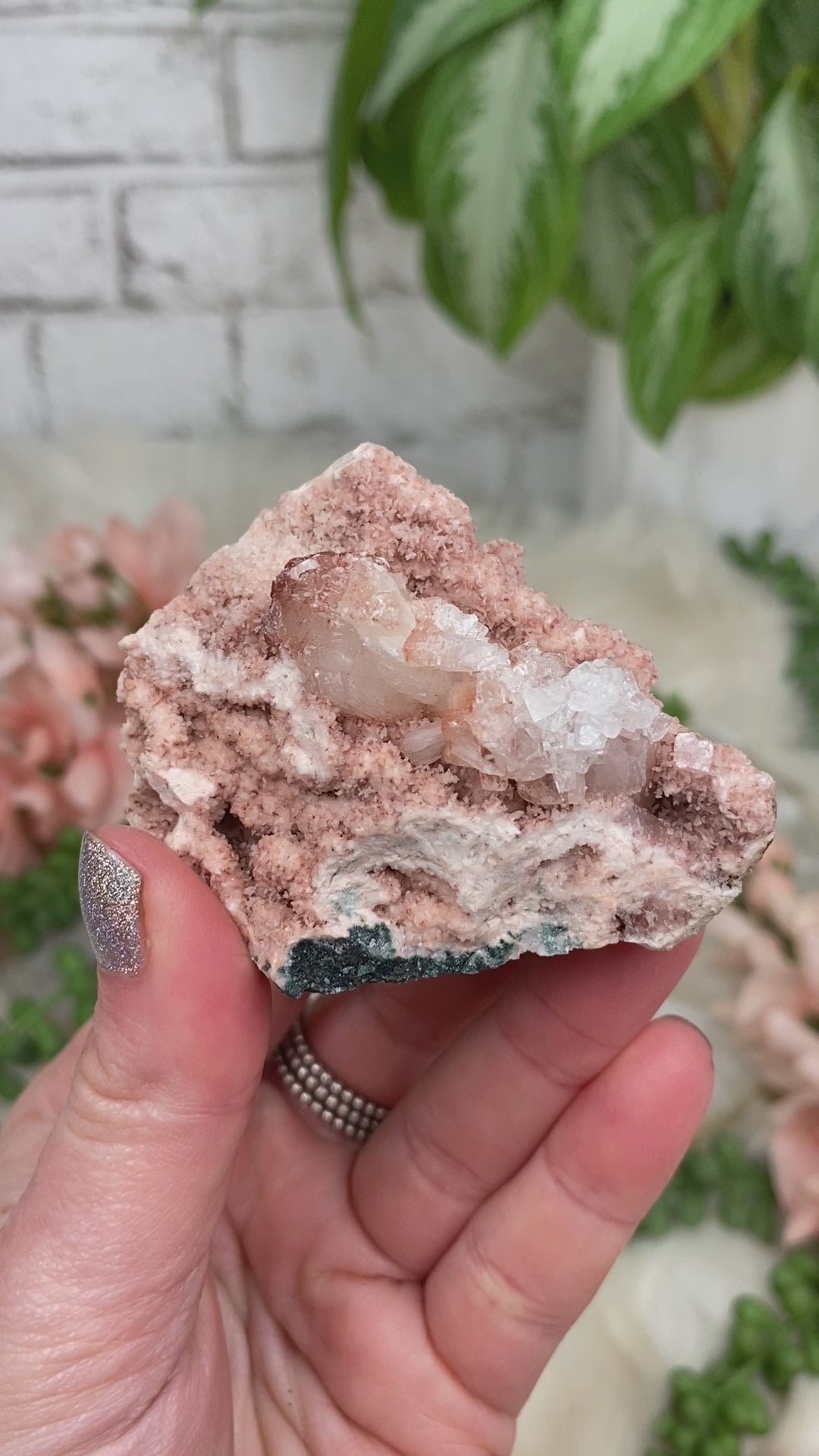 pink-stilbite-heulandite-crystals