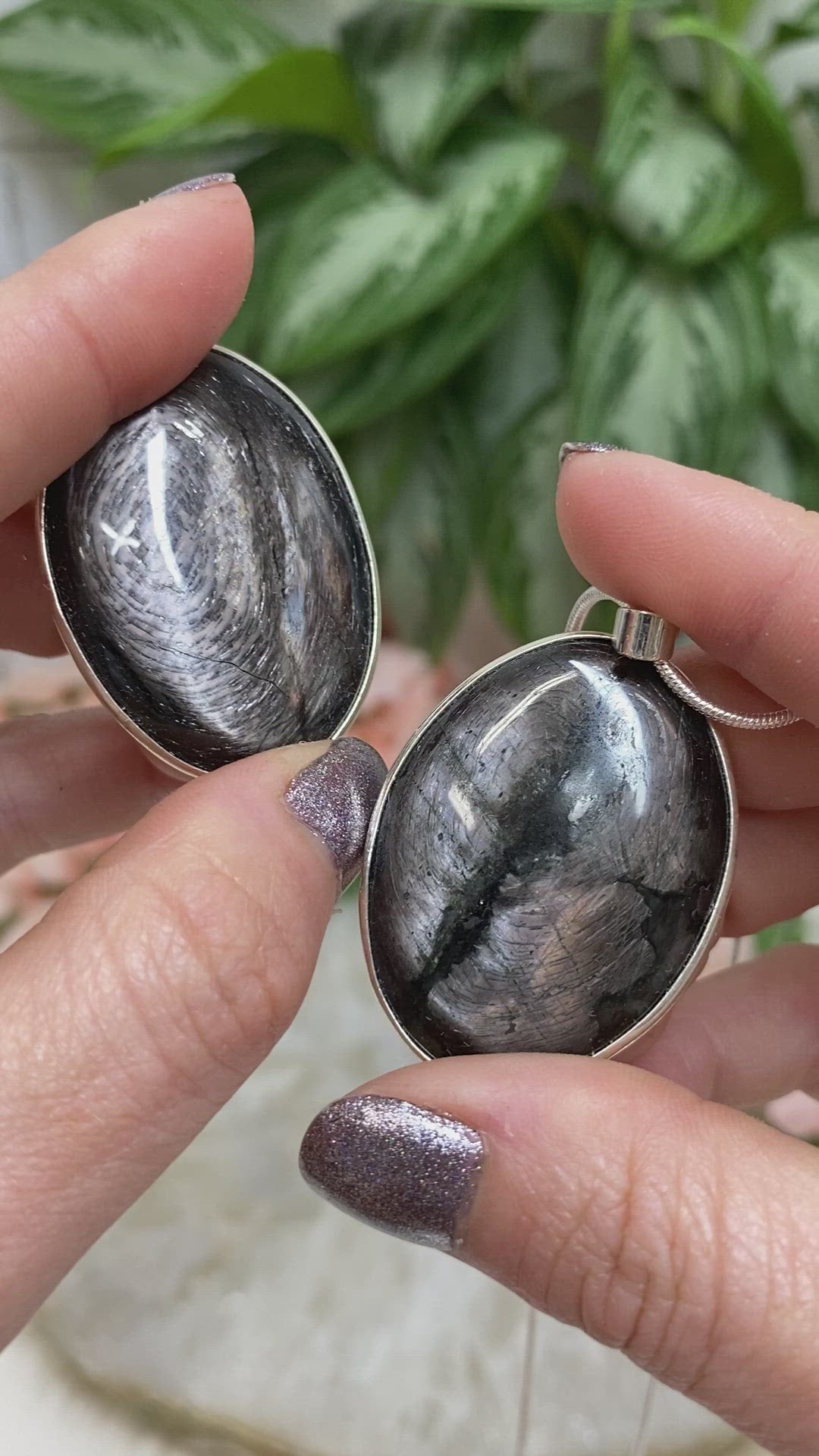 Brown-Black-Hypersthene-Stone-Crystal-Pendant-Necklace-Snack-Chain