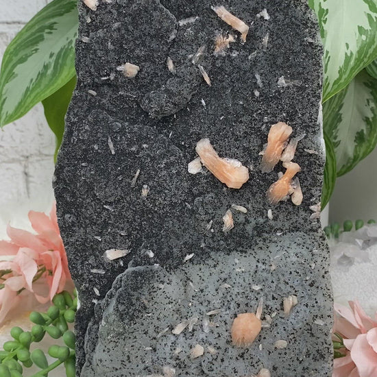 Large-Gray-Black-Chalcedony-Stilbite-video