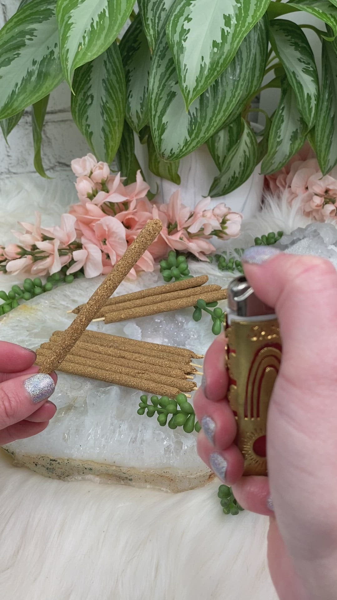 Palo-Santo-Incense-video