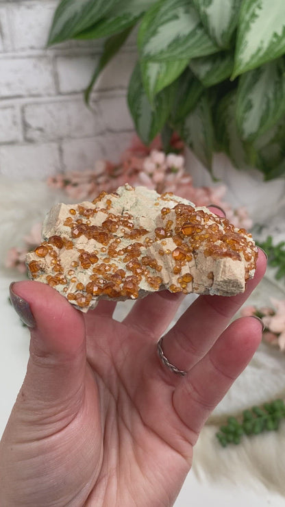 Orange-Spessartine-Garnet-Cluster-Video