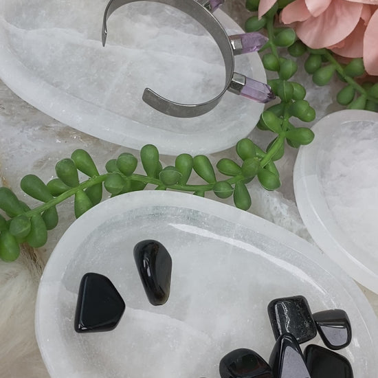 oval-selenite-plate