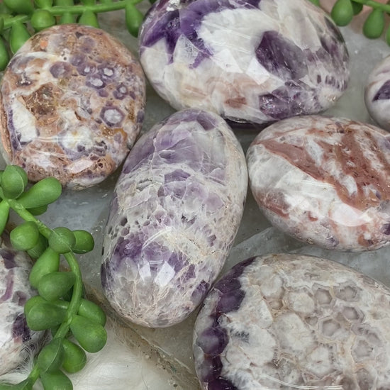 chevron-amethyst-palm-stones-from-madagascar