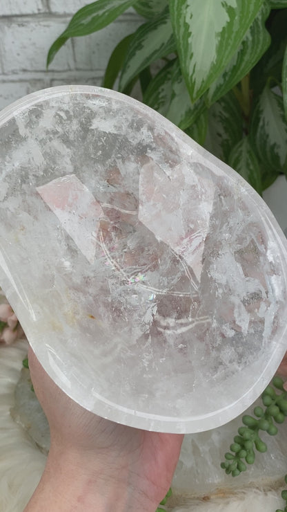madagascar-quartz-crystal-bowl
