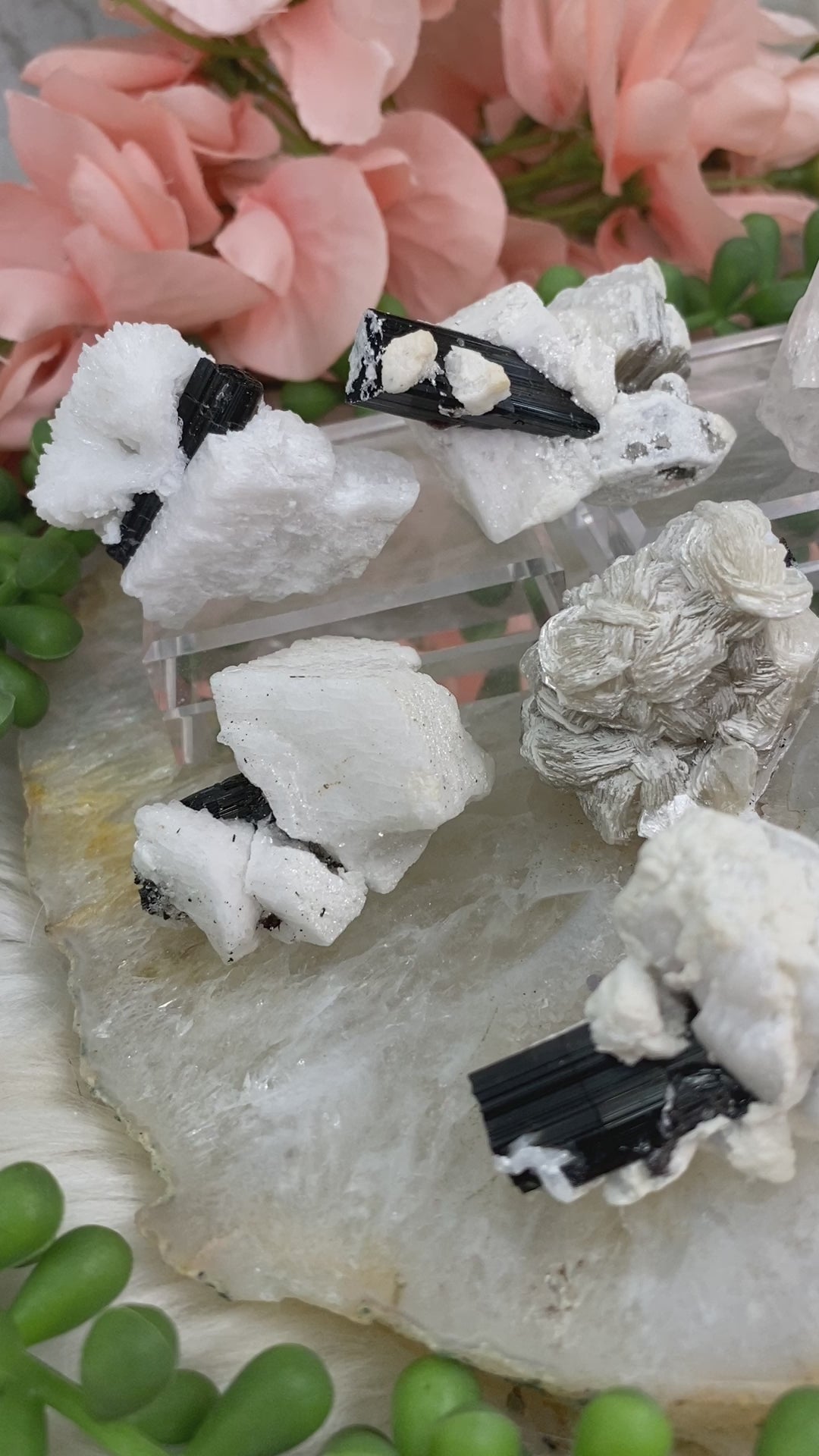 afghanistan-black-tourmaline-white-albite