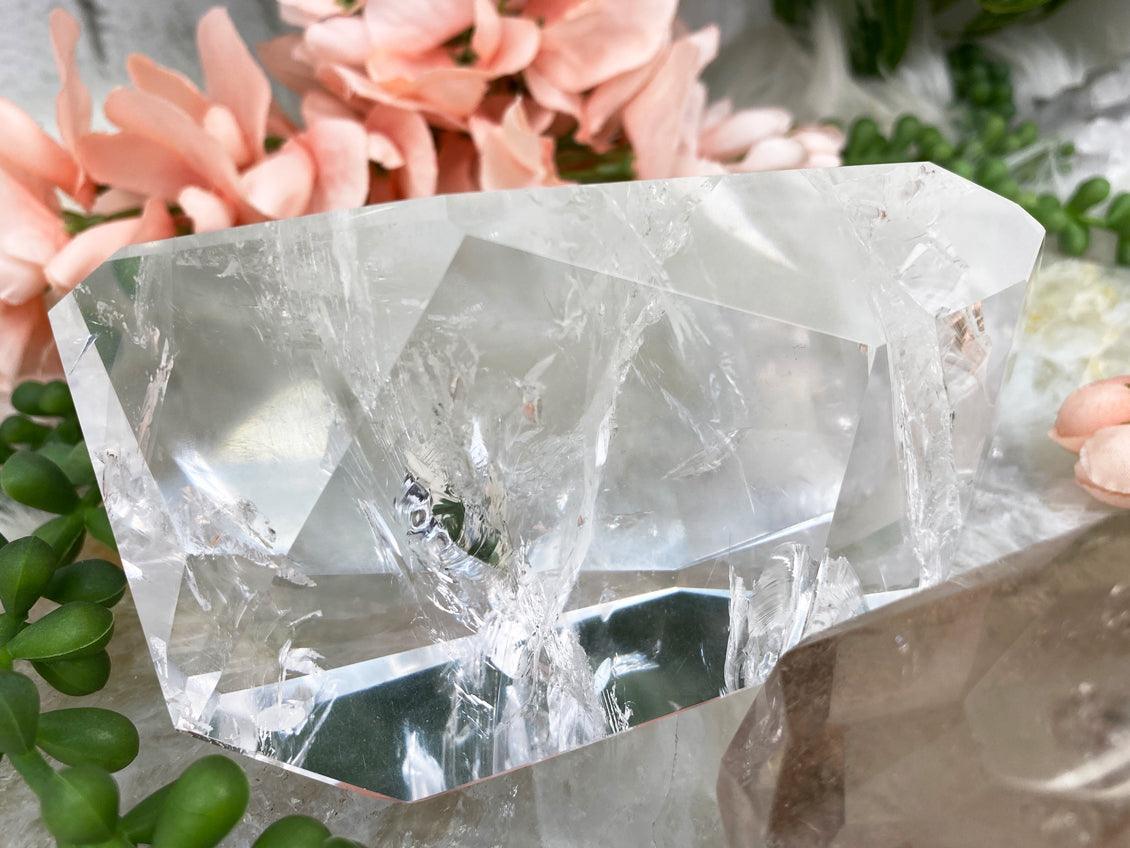 A-Grade-Geometric-Quartz-Crystal