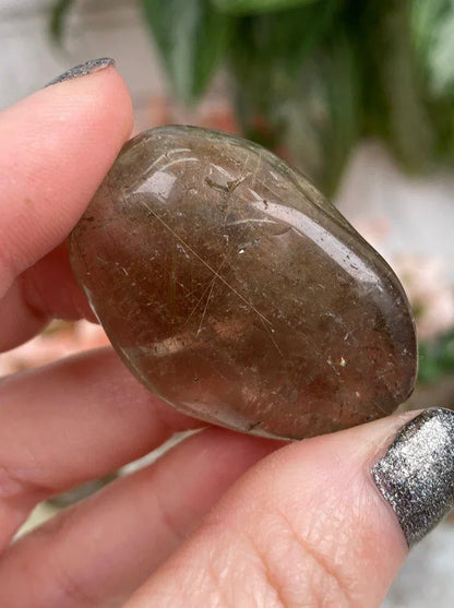 BRazil-Rutilated-Smoky-Quartz-Tumble