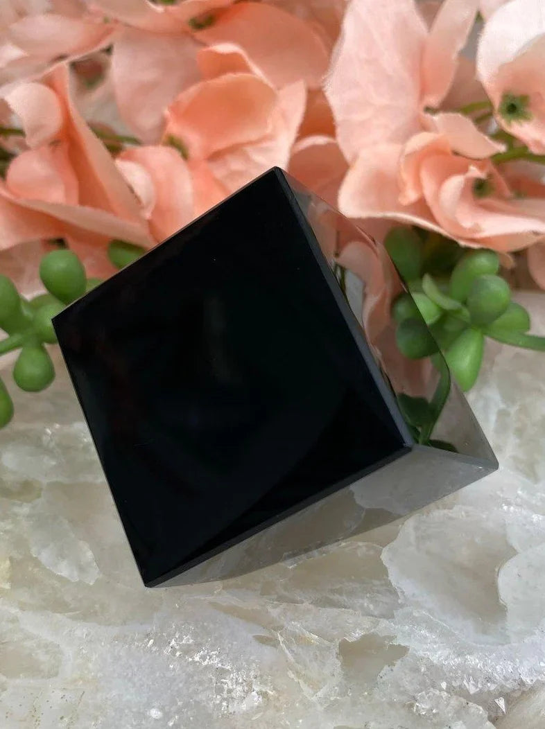 Black-Obsidian-Geometric-Diamond-Point-Crystal-Carving