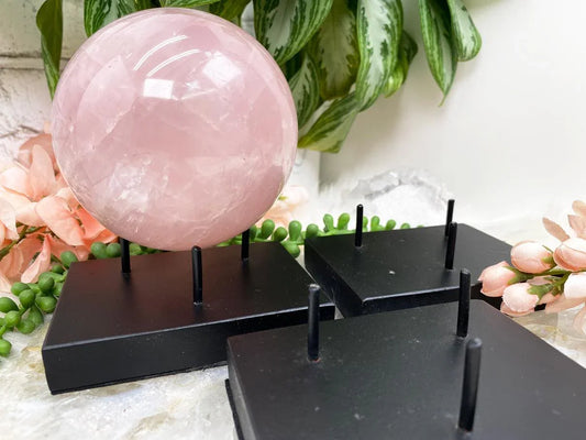    Black-Sphere-Stand-for-Crystals