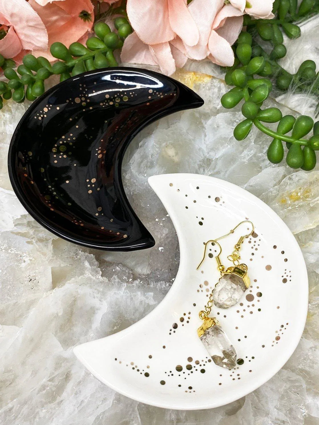 Black-White-Gold-Dot-Crescent-Moon-Jewelry-Dish