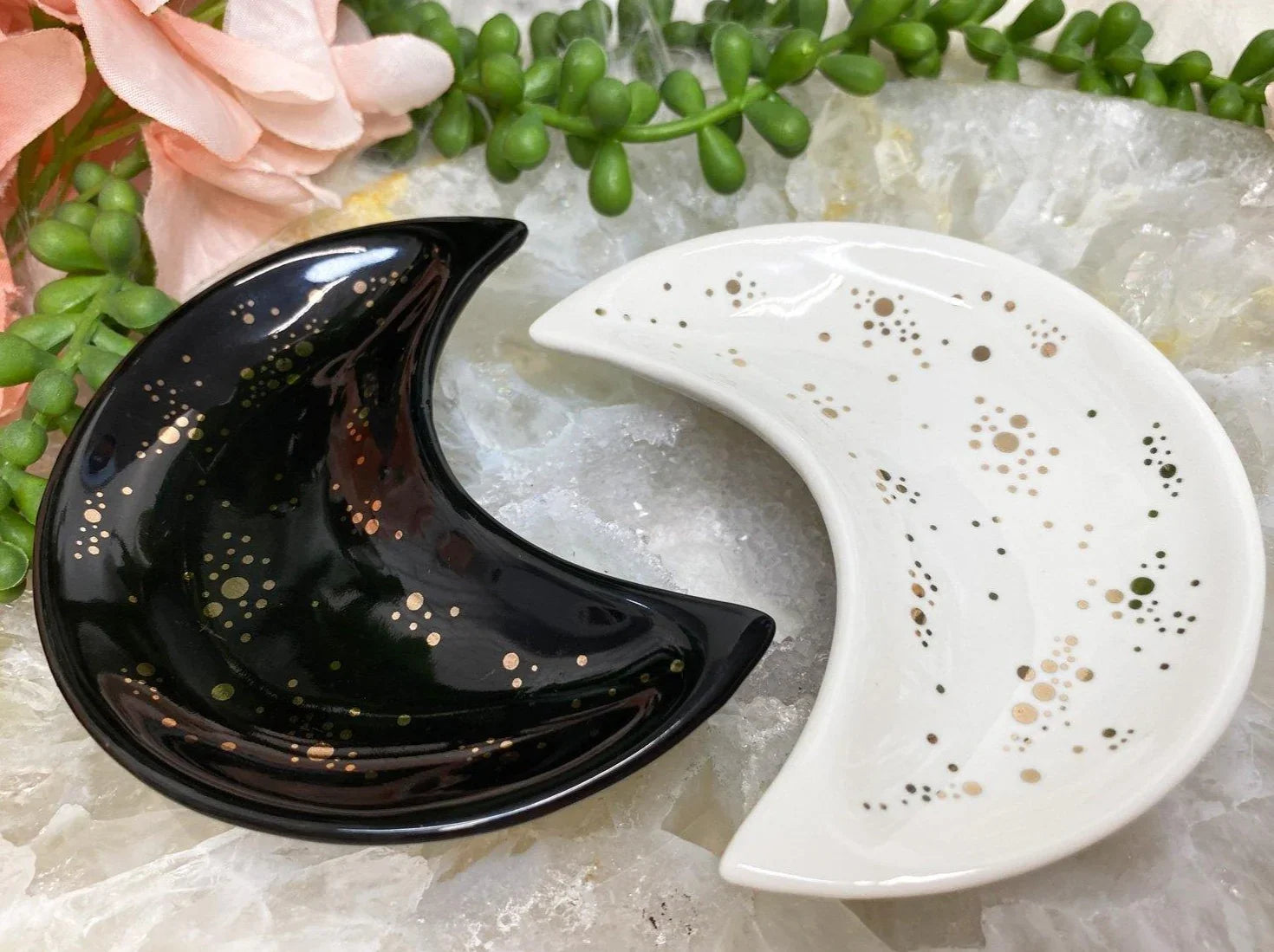 Black-White-Gold-Dot-Crescent-Moon-Jewelry-Dish