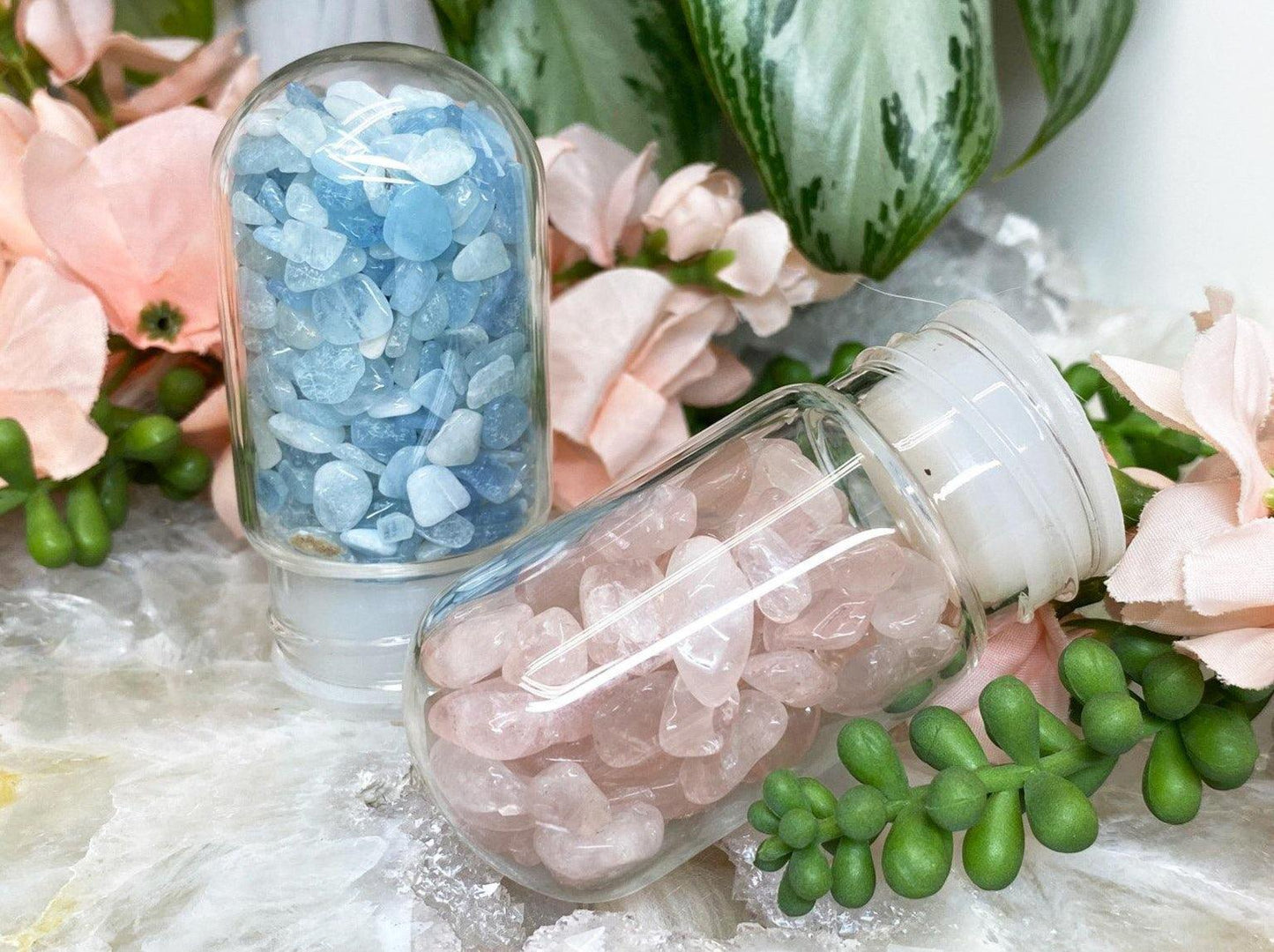    Blue-Aquamarine-Rose-Quartz-Crystal-Chip-Water-Bottle-Inserts