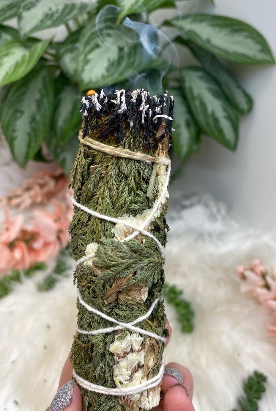 Cleanse-Your-Crystals-With-Cedar-Smoke-Sinuata-Flower-Bundle