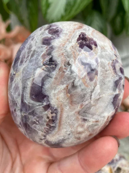 Chevron-Amethyst-Palm-Stone-Pink-Lines