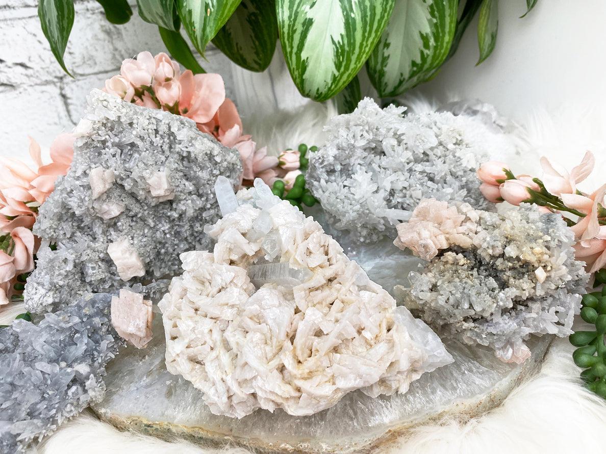     Chinese-Pink-Dolomite-on-Quartz
