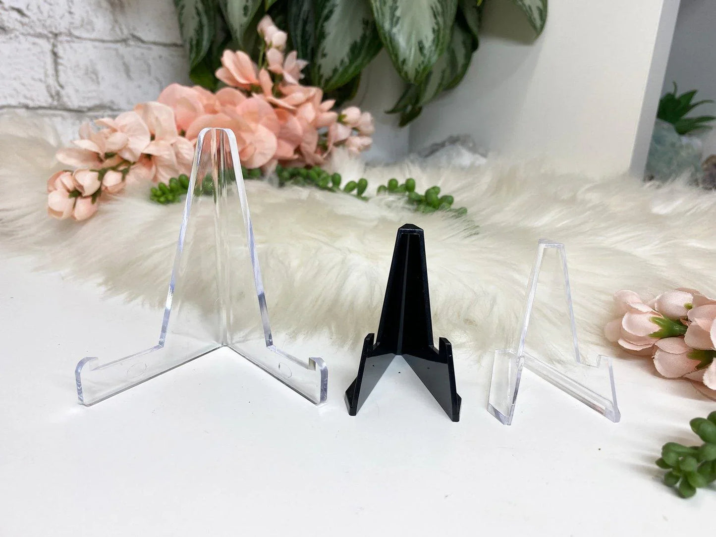 Clear black plastic crystal slice stands