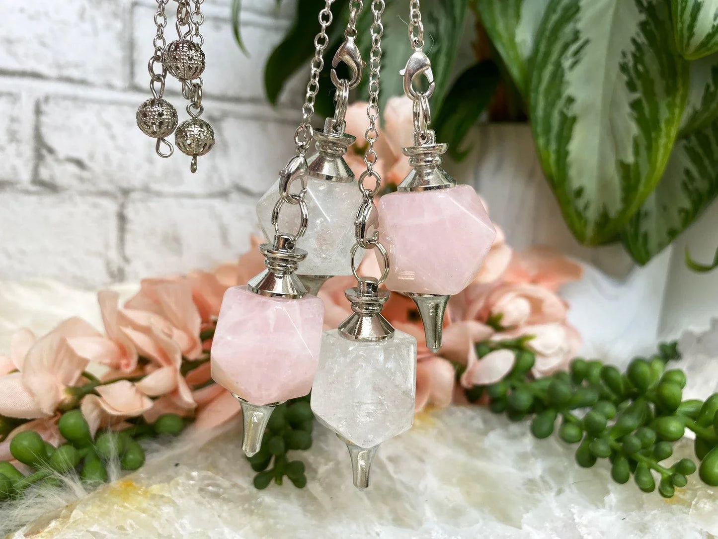 Clear-Quartz-Rose-Quartz-Silver-Metal-Crystal-Pendulum