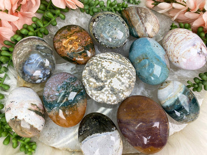 Colorful-Ocean-Jasper-Palm-Stones