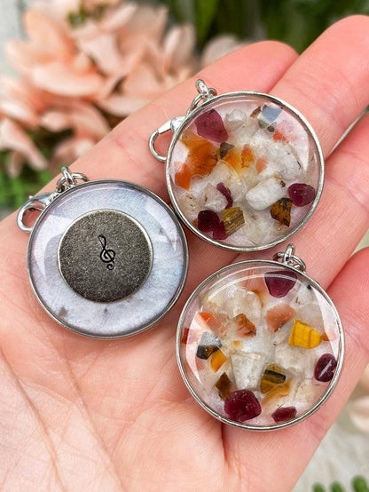 Crystals-for-Creativity-Pendant