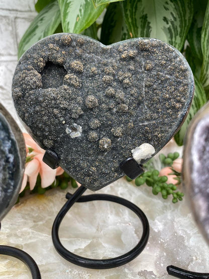 Druzy-Black-Amethyst-Siderite-Heart