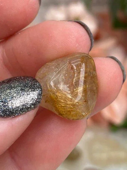 Tumbled-Golden-Rutile-in-Clear-Quartz
