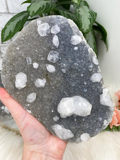 Gray-Chalcedony-Apophyllite