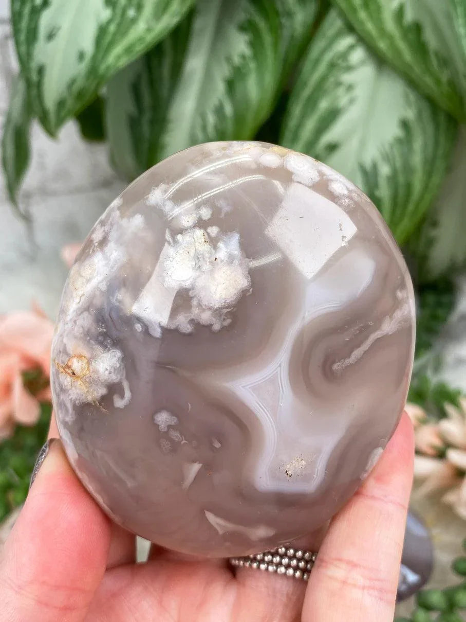 Gray-Flower-Agate-Stone