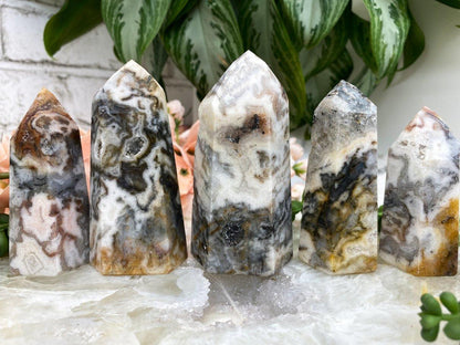 Druzy-Quartz-Chalcedony-Agate-Points-Gray-White-Yellow